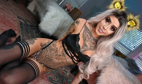 Tattooed bitch gave tight anal for pleasure