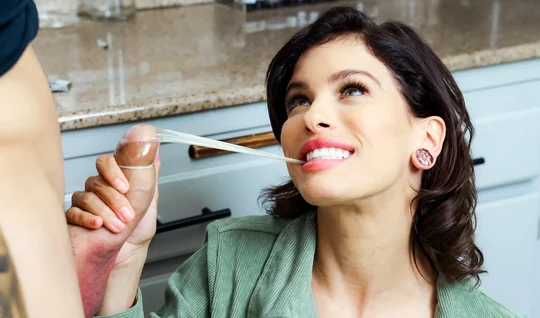 Hot mother is ready to fuck but only without a condom