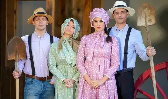 Two pairs of swingers fouled up a group sex with oral sex