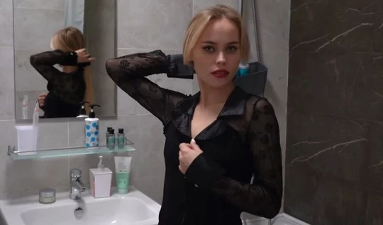 The guy took off the Russian premium chick for rough anal sex